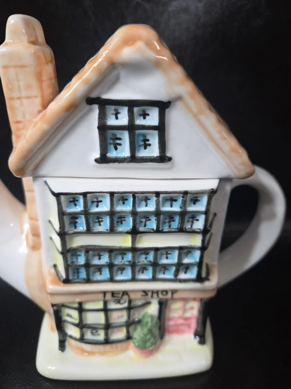 Ceramic Tea Shop Teapot House Cream White Small - Used
